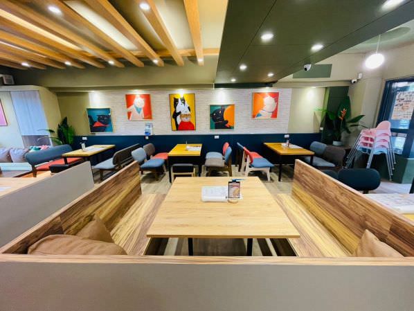 森林小徑文心店用餐環境