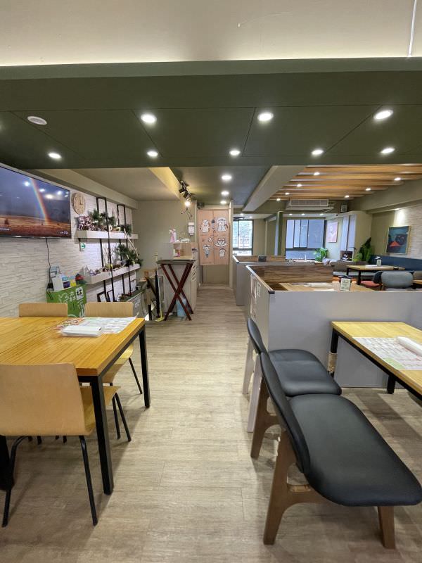 森林小徑文心店用餐環境